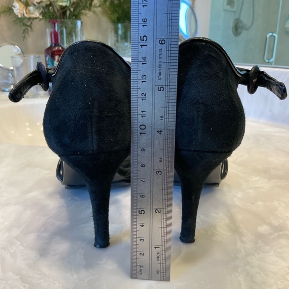 Douglas Hannant Heels Sandals, Black Suede, 3.5” heel, Sz 8 /38.5
Made in Italy - Picture 4 of 12